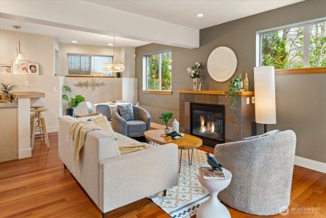 2363 S Mcclellan Street Seattle WA 98144