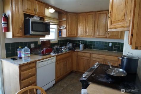 2460 S 121st Street Burien WA 98168
