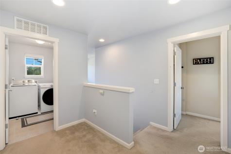 3815 Rossberg Street SE Lacey WA 98503