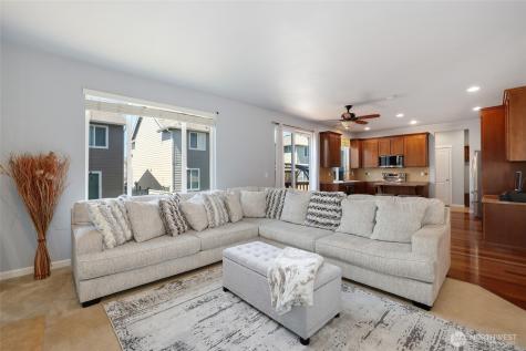 3815 Rossberg Street SE Lacey WA 98503