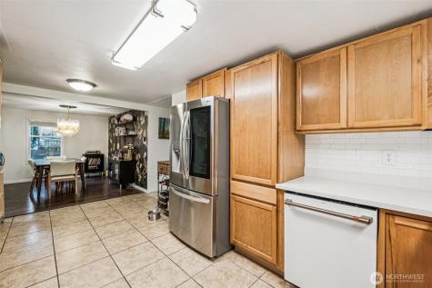 23716 Locust Way Bothell WA 98021