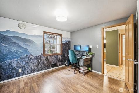 23716 Locust Way Bothell WA 98021