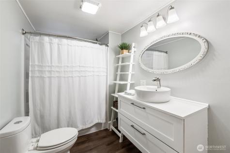 23716 Locust Way Bothell WA 98021