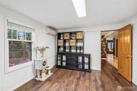 23716 Locust Way Bothell WA 98021