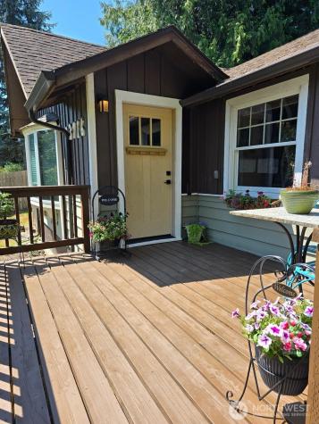 23716 Locust Way Bothell WA 98021