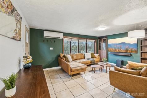 23716 Locust Way Bothell WA 98021