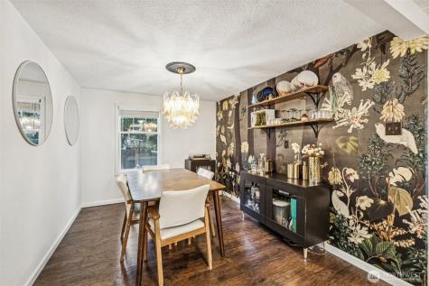 23716 Locust Way Bothell WA 98021