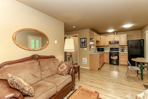 278 Osborn Road Ashford WA 98304