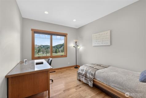 215 Lois Lane Leavenworth WA 98826