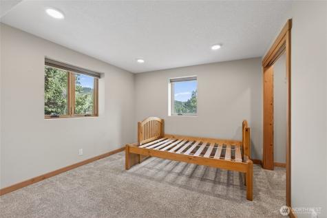 215 Lois Lane Leavenworth WA 98826