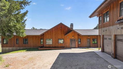 215 Lois Lane Leavenworth WA 98826