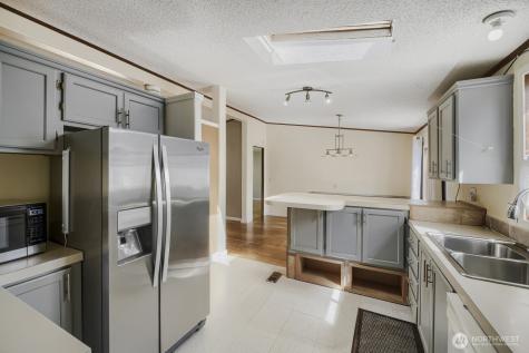 2611 S 288th Street Federal Way WA 98003