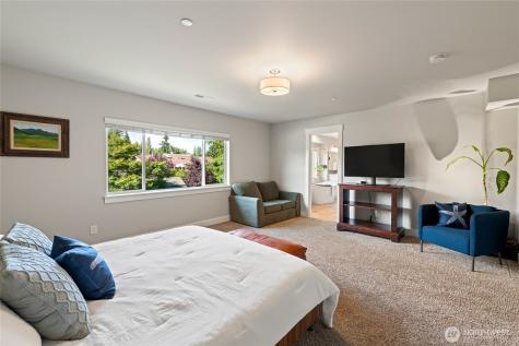 21812 SE 270th Street Maple Valley WA 98038