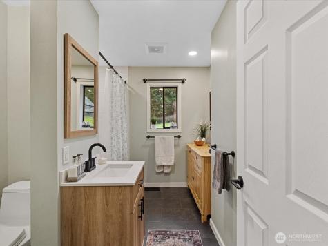 207 Fort Casey Road Coupeville WA 98239