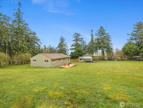 207 Fort Casey Road Coupeville WA 98239