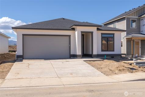 532 S Oasis Loop East Wenatchee WA 98802