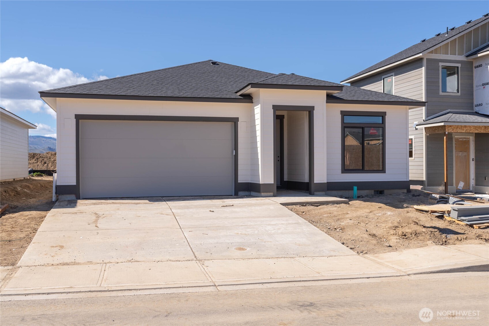 532 S Oasis Loop East Wenatchee WA 98802