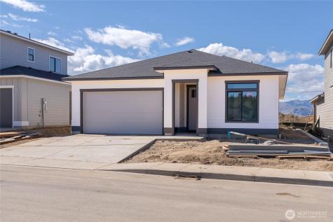 532 S Oasis Loop East Wenatchee WA 98802