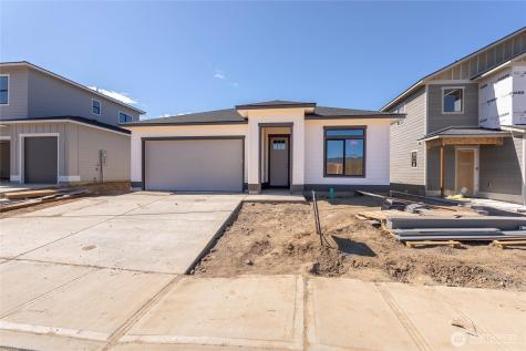 532 S Oasis Loop East Wenatchee WA 98802