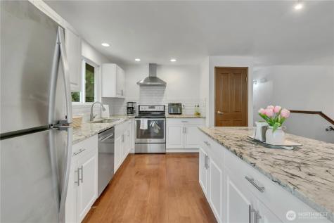 17536 201st Avenue NE Woodinville WA 98077