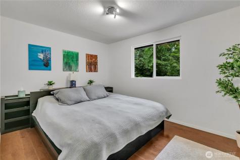 17536 201st Avenue NE Woodinville WA 98077