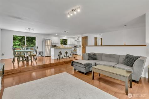 17536 201st Avenue NE Woodinville WA 98077