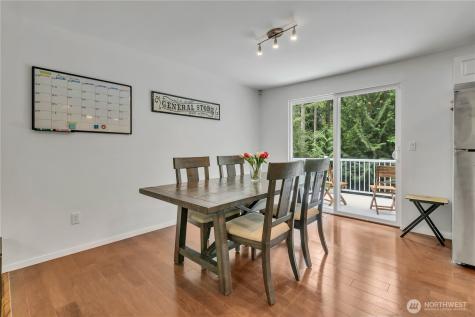 17536 201st Avenue NE Woodinville WA 98077