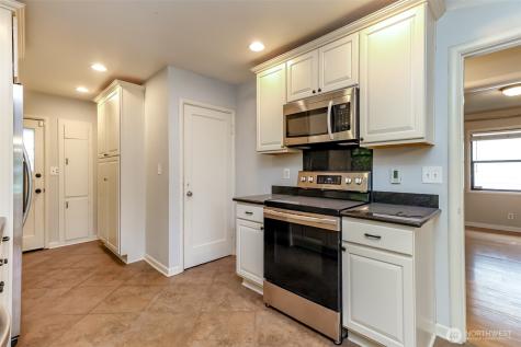 1119 N Tacoma Avenue Tacoma WA 98403