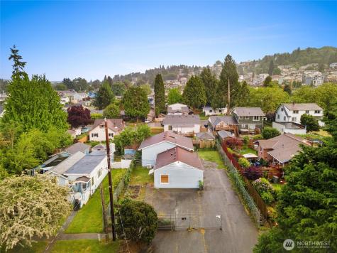 8419 S 116th Seattle WA 98178