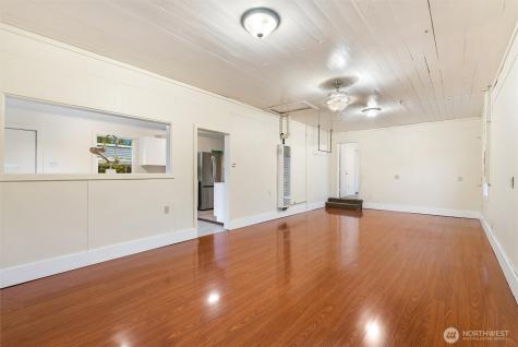 8419 S 116th Seattle WA 98178