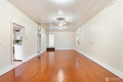 8419 S 116th Seattle WA 98178