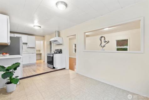 8419 S 116th Seattle WA 98178