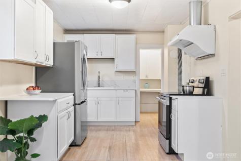 8419 S 116th Seattle WA 98178