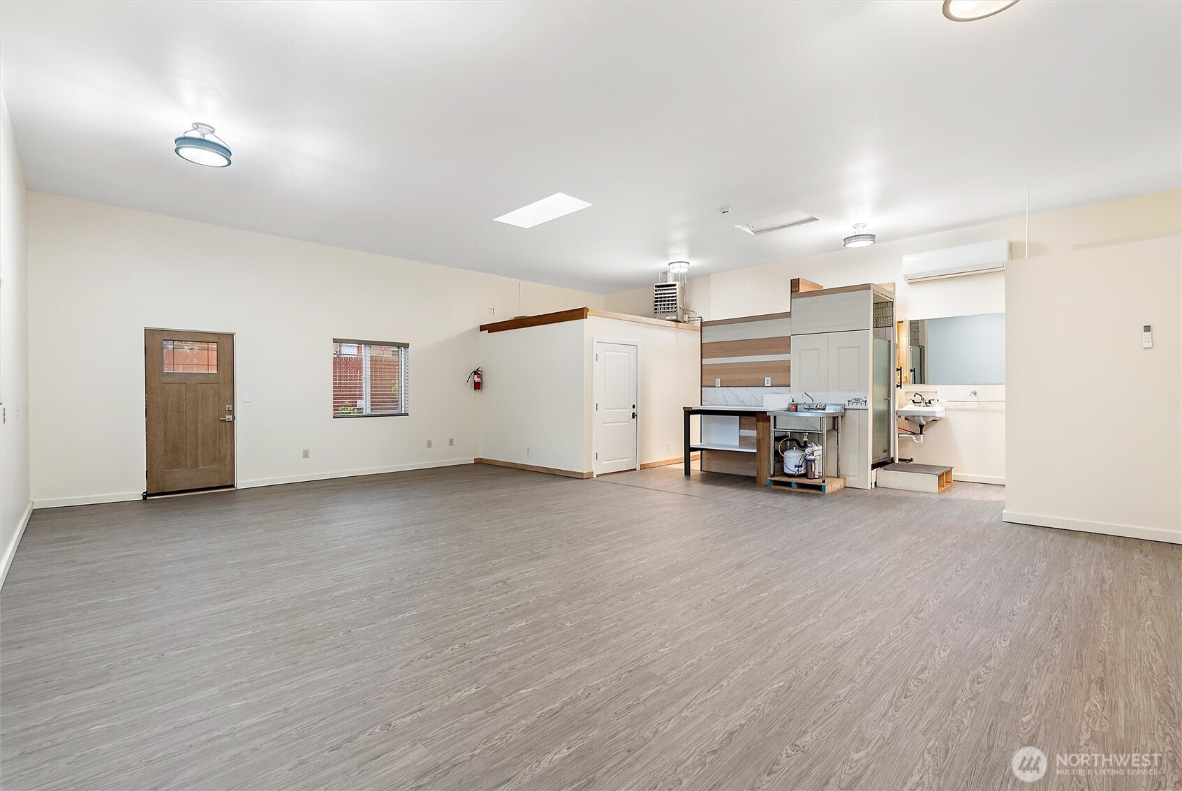 8419 S 116th Seattle WA 98178
