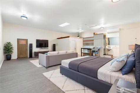 8419 S 116th Seattle WA 98178