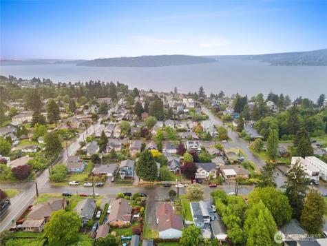 8419 S 116th Seattle WA 98178