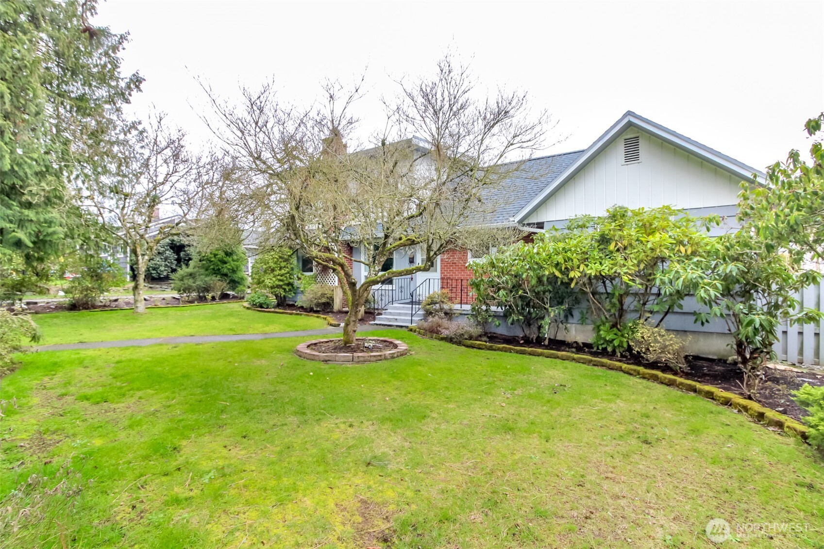 215 E 48th Street Tacoma WA 98404