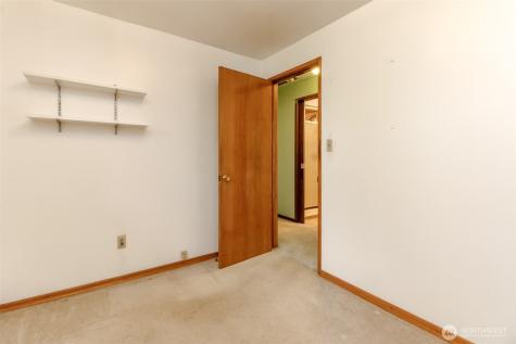 215 E 48th Street Tacoma WA 98404