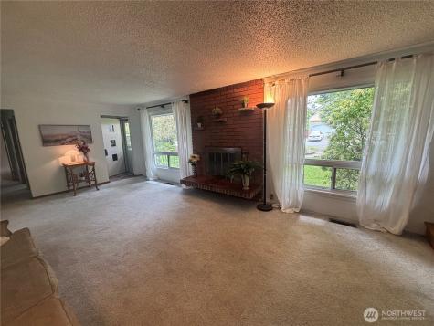 215 E 48th Street Tacoma WA 98404