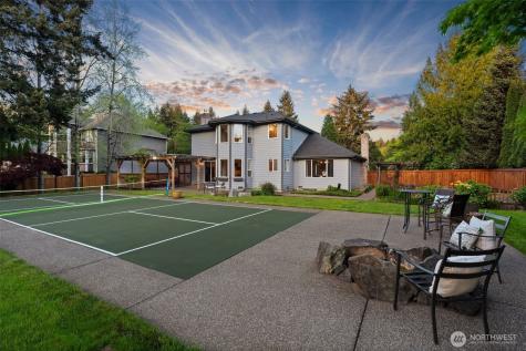 9512 72nd Avenue NW Gig Harbor WA 98332