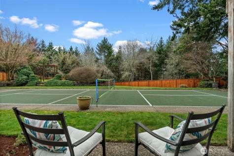 9512 72nd Avenue NW Gig Harbor WA 98332
