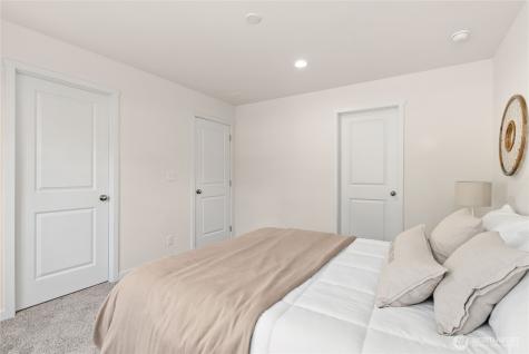 18495 SE Covington Sawyer Road Kent WA 98042