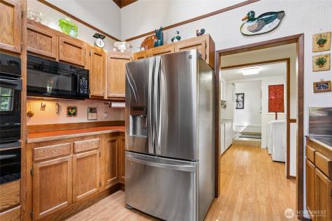 2207 S 304th Street Federal Way WA 98003