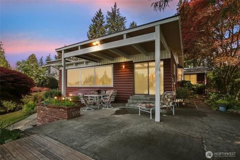2207 S 304th Street Federal Way WA 98003