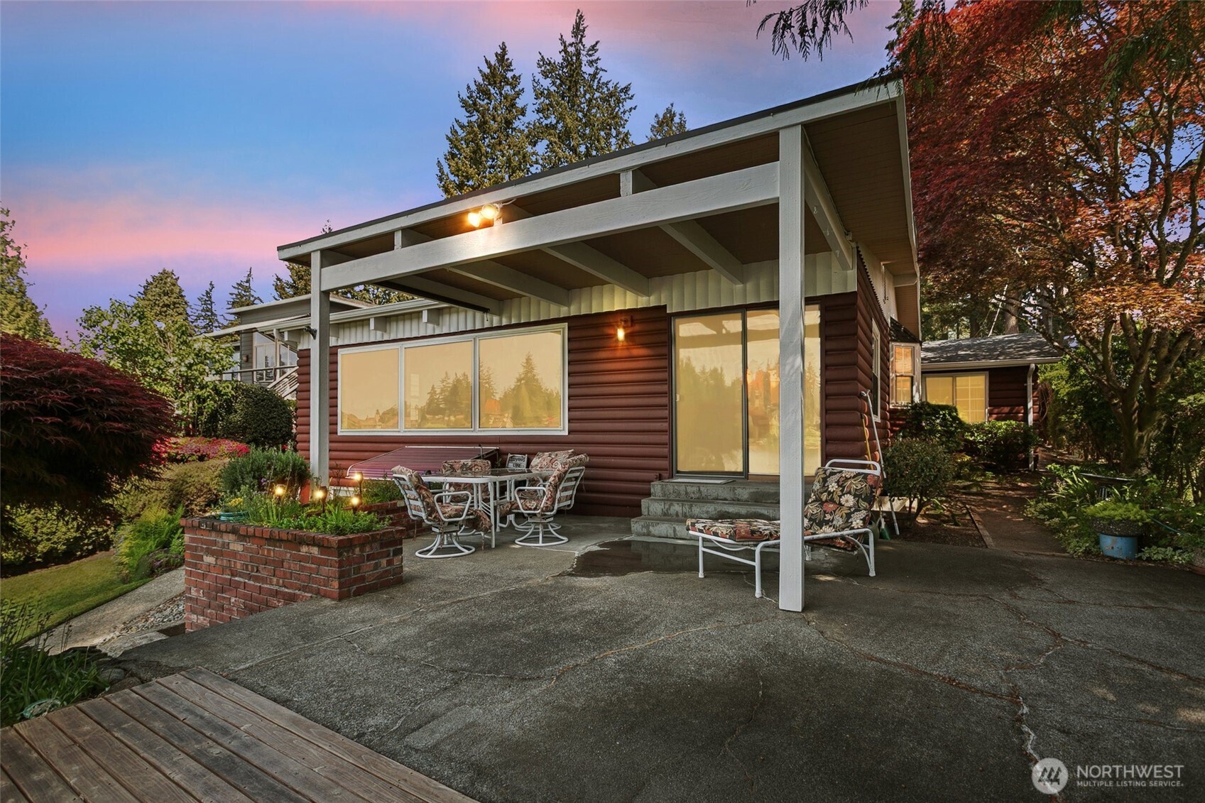 2207 S 304th Street Federal Way WA 98003