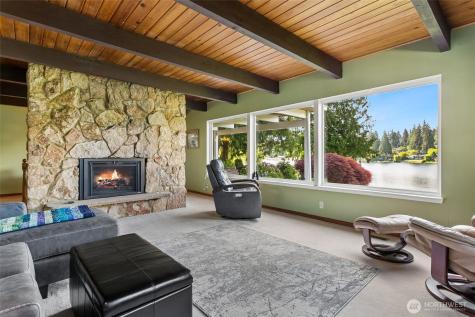 2207 S 304th Street Federal Way WA 98003