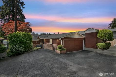 2207 S 304th Street Federal Way WA 98003