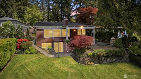 2207 S 304th Street Federal Way WA 98003