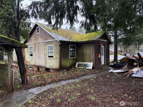 4891 Victory Drive SW Port Orchard WA 98367