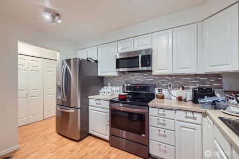 1131 115th Street SW Everett WA 98204